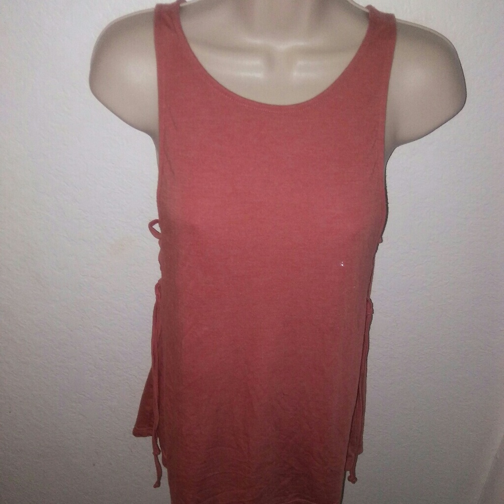 Mossimo coral tank top